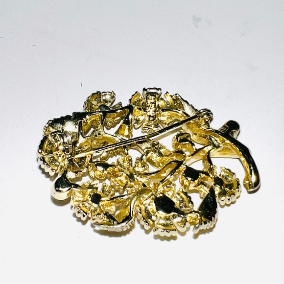 Vintage LISTER Gold & Pearl Brooch - Picture 5 of 9
